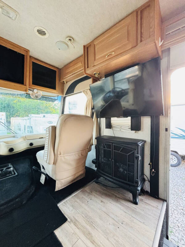 2004 National RV Sea Breeze