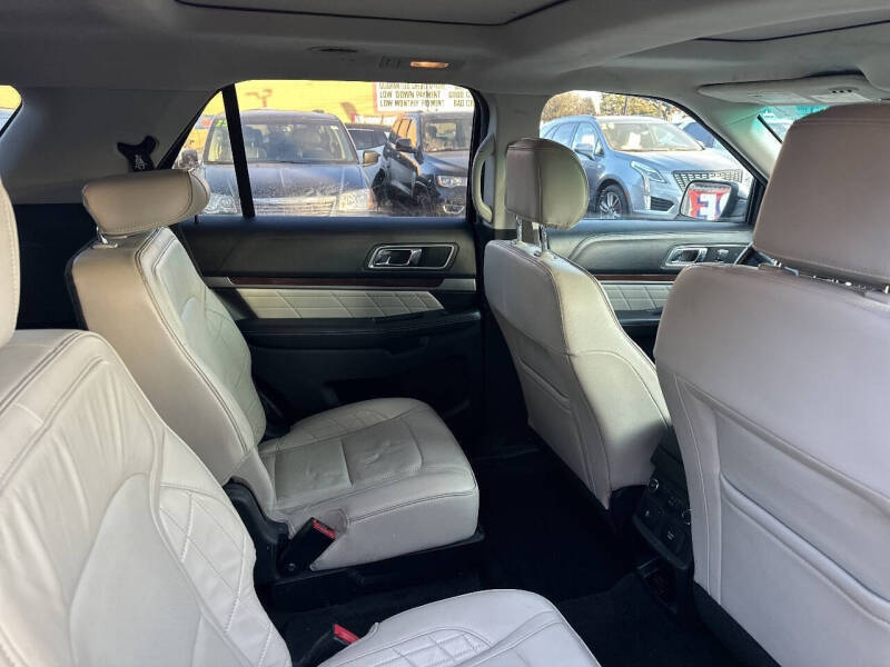 2016 Ford Explorer Platinum