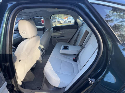 2016 Jaguar XF 35t Premium