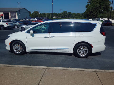 2020 Chrysler Pacifica Touring L