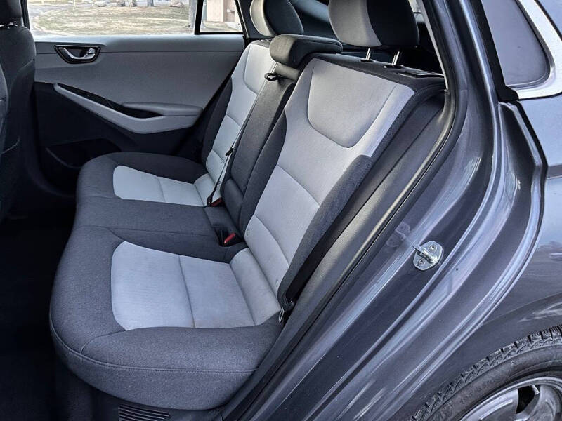 2020 Hyundai Ioniq Hybrid SE