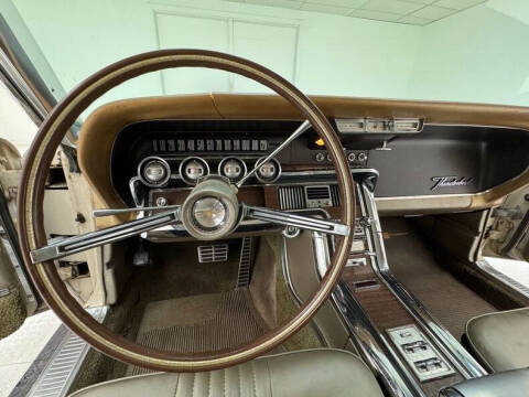 1964 Ford Thunderbird