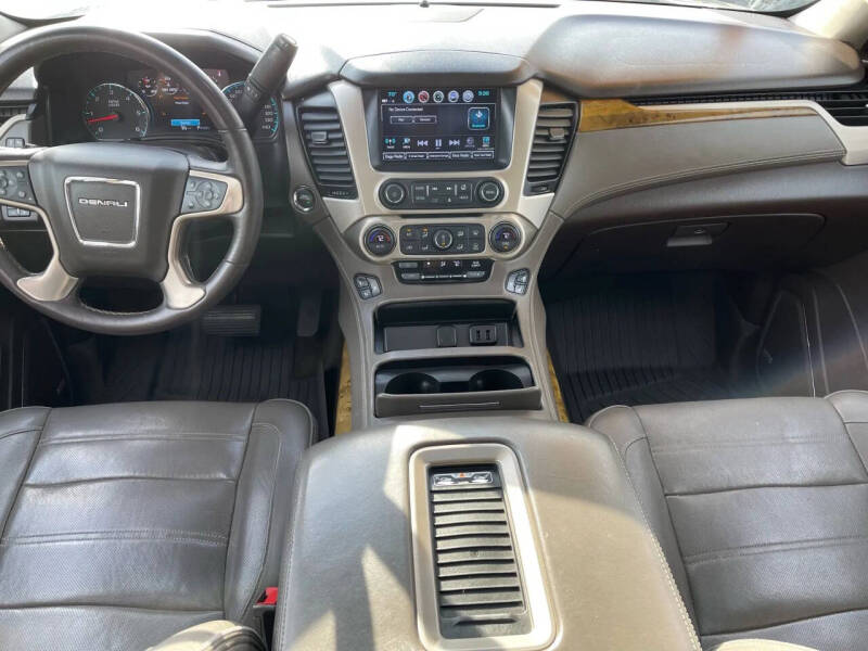 2017 GMC Yukon Denali