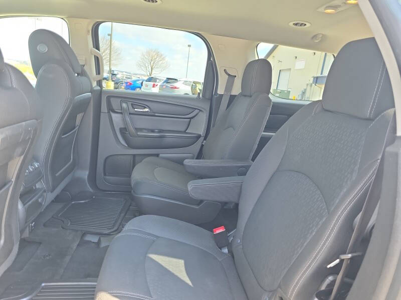 2016 GMC Acadia SLE-2