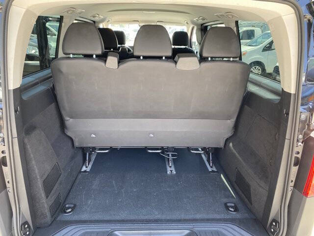 2023 Mercedes-Benz Metris Passenger