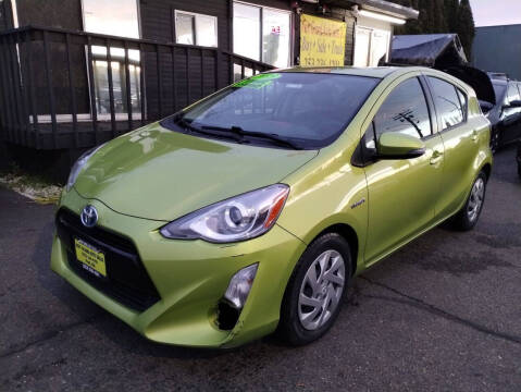 2015 Toyota Prius c for sale at KENT GRAND AUTO SALES LLC in Kent WA