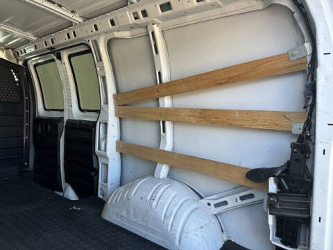 2020 GMC Savana 2500