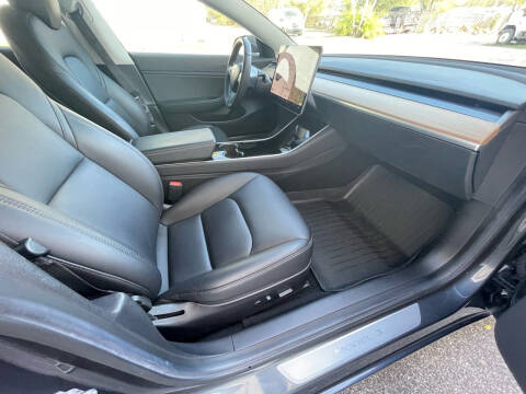 2019 Tesla Model 3 Long Range