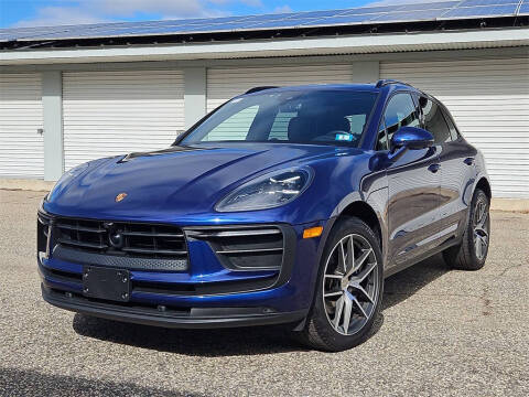 2025 Porsche Macan