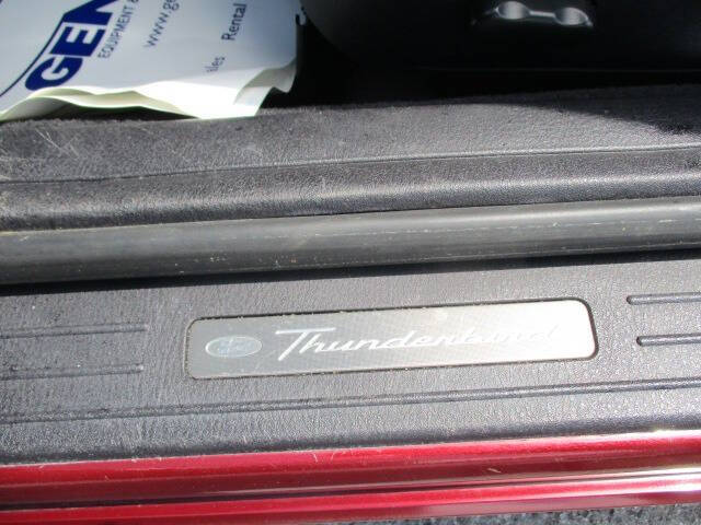 2004 Ford Thunderbird Deluxe