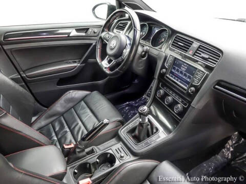 2017 Volkswagen Golf GTI SE