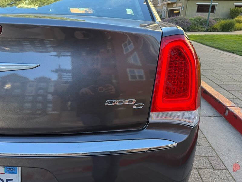 2016 Chrysler 300 C
