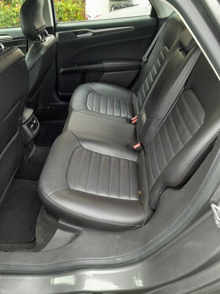 2014 Ford Fusion Sedan - $7,950