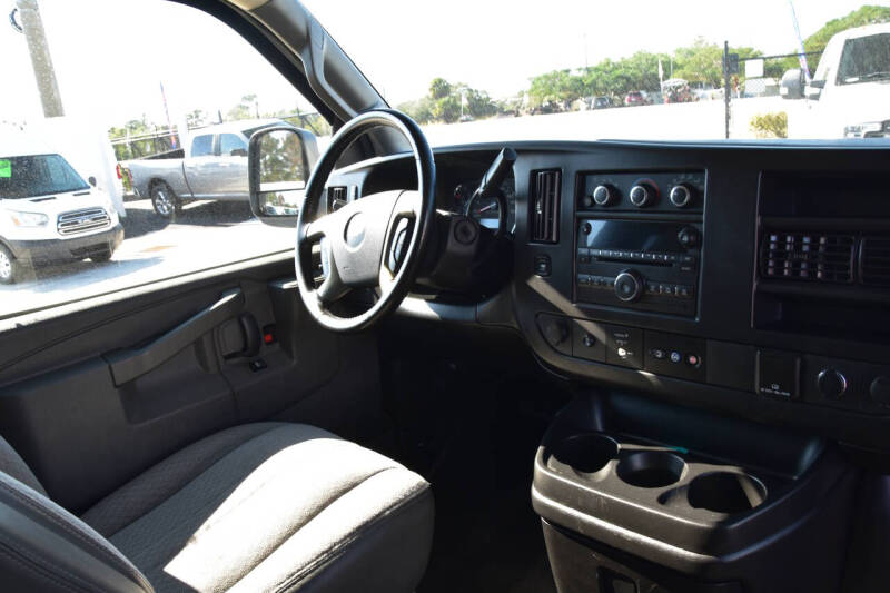 2017 Chevrolet Express LT 3500