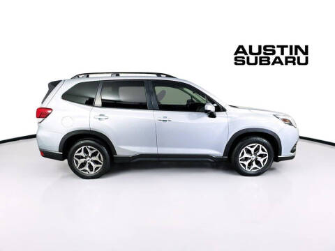 2024 Subaru Forester Premium