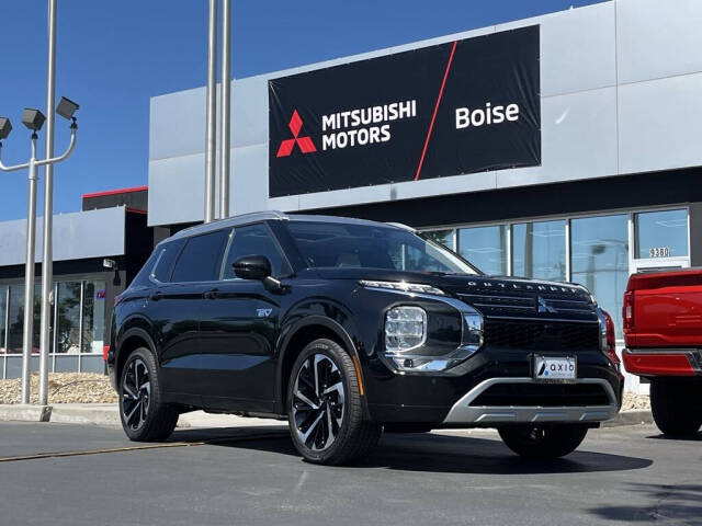 2024 Mitsubishi Outlander PHEV for sale at Axio Auto Boise in Boise, ID