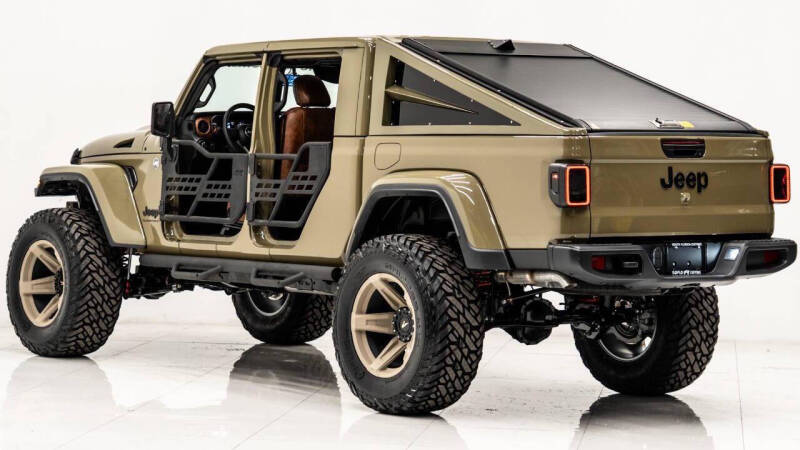 2025 Jeep Gladiator NightHawk