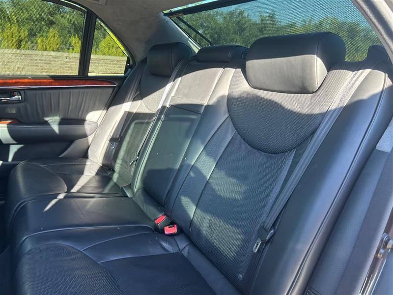 2004 Lexus LS 430