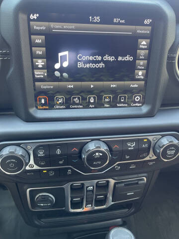 2020 Jeep Gladiator Overland