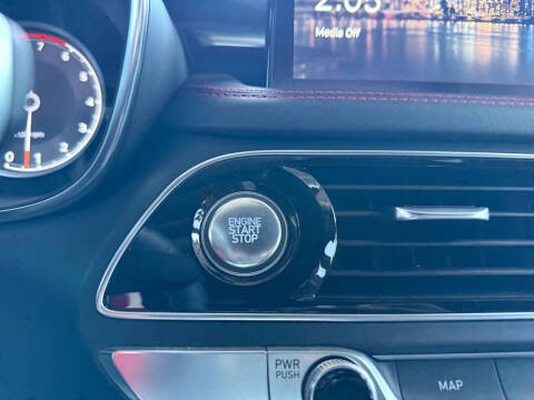 2023 Genesis G70