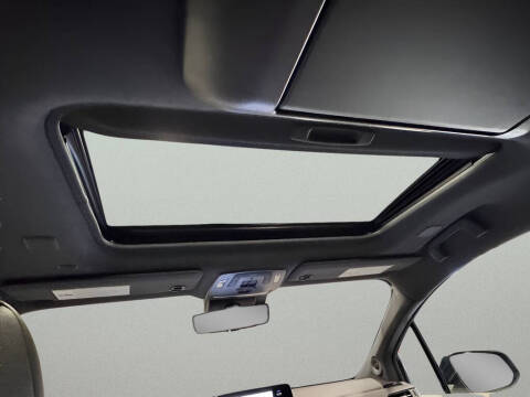 2023 Toyota Sienna Platinum 7-Passenger