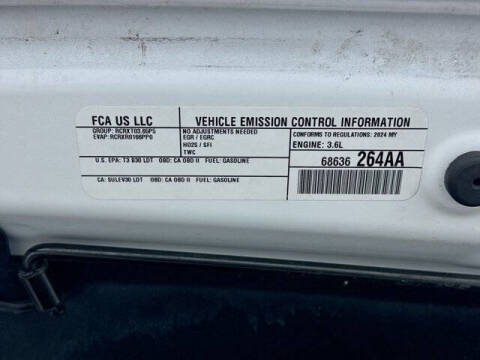 2024 Jeep Gladiator Sport