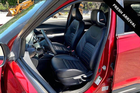 2020 Nissan Kicks SR