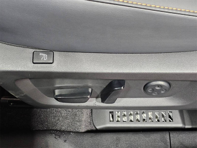 2025 Mitsubishi Outlander PHEV