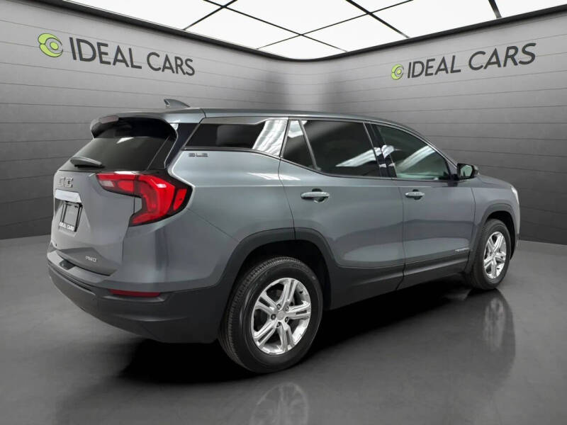 2020 GMC Terrain SLE