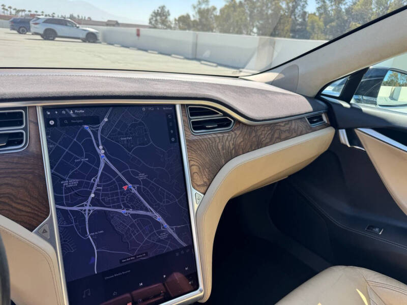 2016 Tesla Model S