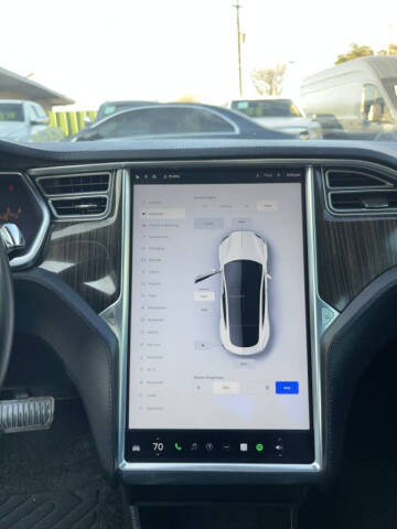 2013 Tesla Model S