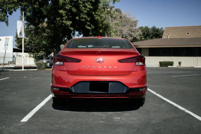 2020 Hyundai Elantra