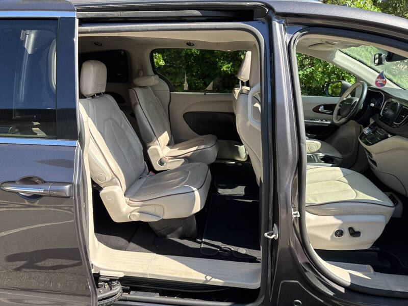 2020 Chrysler Pacifica Limited