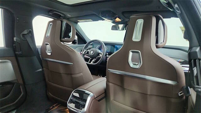 2024 BMW 7 Series 740i