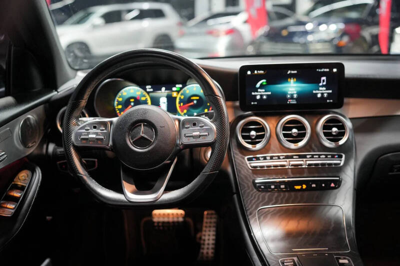 2021 Mercedes-Benz GLC GLC 300