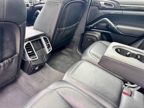 2016 Porsche Cayenne