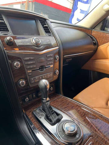 2017 Nissan Armada Platinum