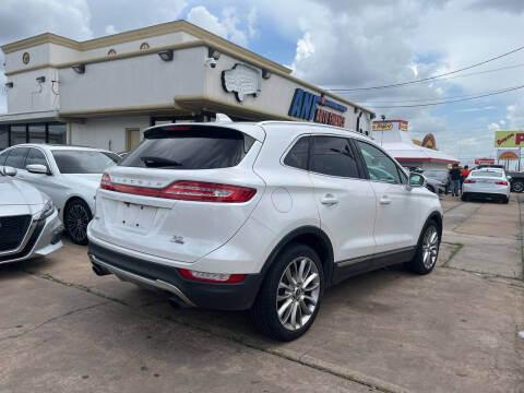 2016 Lincoln MKC Reserve