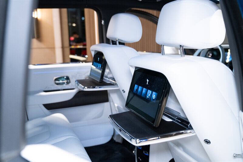 2027 Rolls-Royce Cullinan