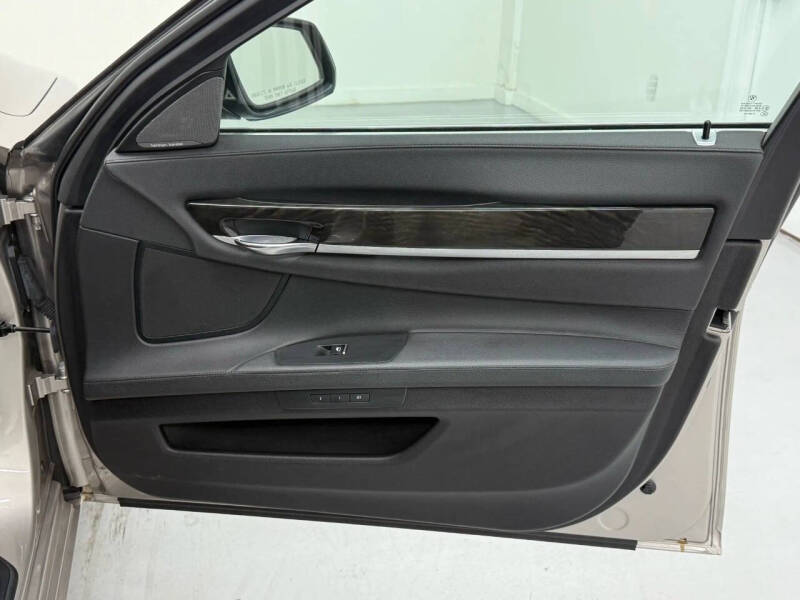 2015 BMW 7 Series 740Li xDrive