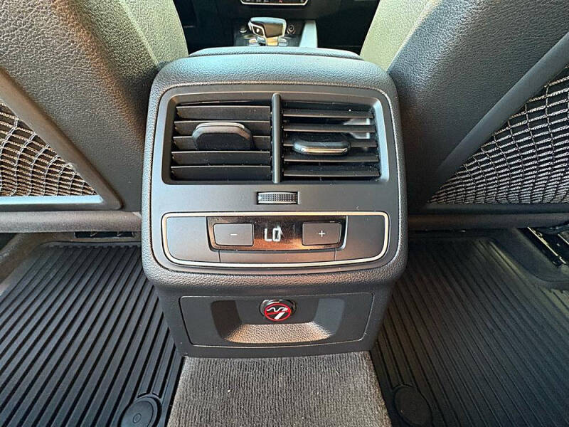 2017 Audi A4 2.0T quattro Premium