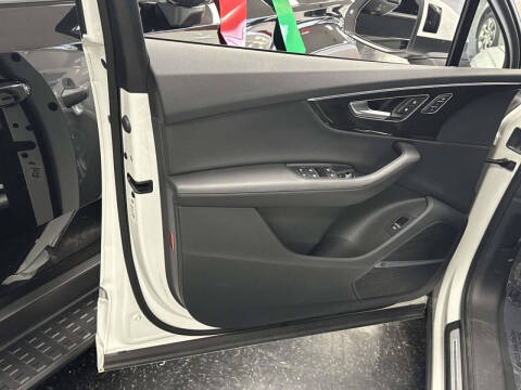 2024 Audi Q7 quattro Premium Plus 55 TFSI