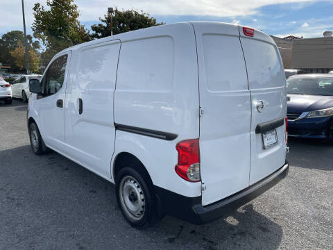 2015 Nissan NV200 SV