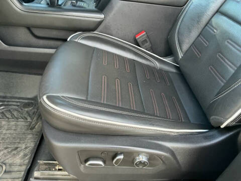 2023 GMC Sierra 1500 AT4X