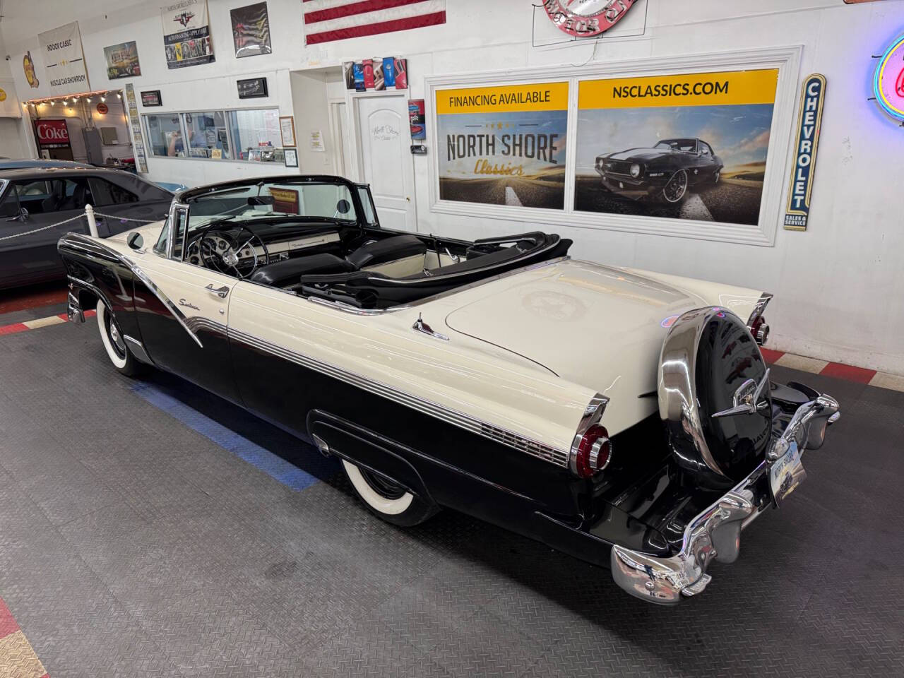 1956 Ford Fairlane 7