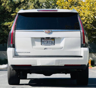 2018 Cadillac Escalade ESV Premium Luxury