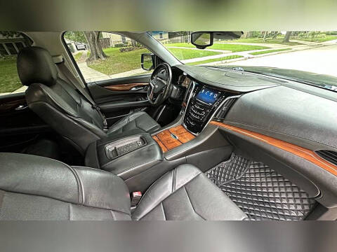 2015 Cadillac Escalade ESV Luxury