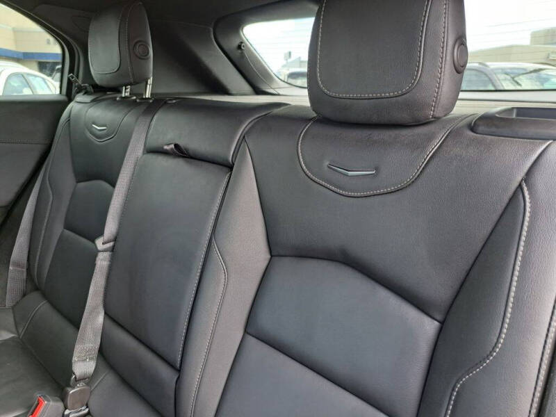 2025 Cadillac XT4 Premium Luxury