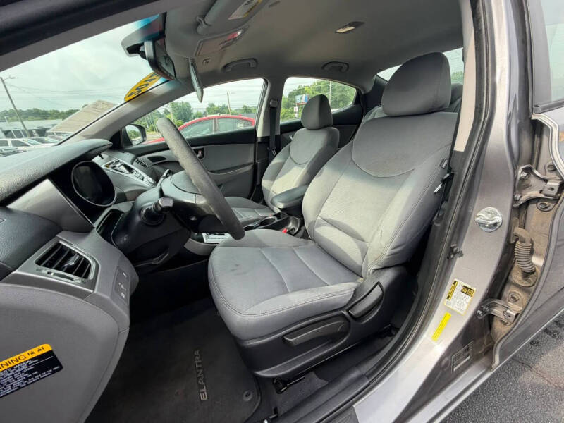 2012 Hyundai Elantra