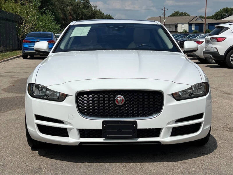 2017 Jaguar XE 25t